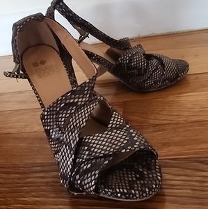 Snake Heels size 6.5